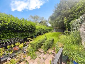 Photo 7- click for photo gallery